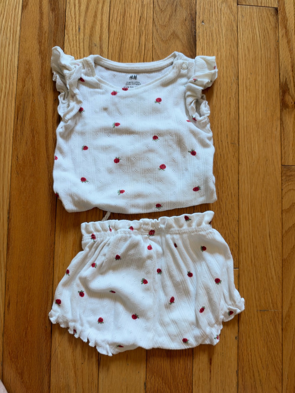 H&M White Two-Piece Strawberry Print Set